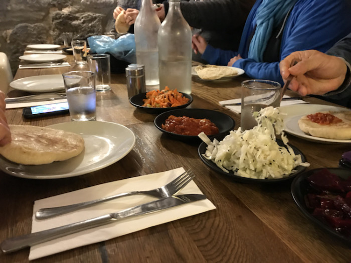 以色列一般吃什么?有没有适合中国口味的中餐