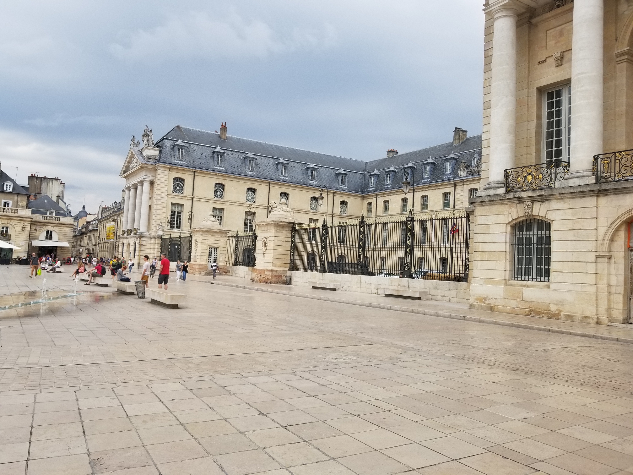 19世纪法国经济情况_黔中商业重镇--安顺.法国传教士摄于十九世纪中后期.郭秉红供稿-中...(2)