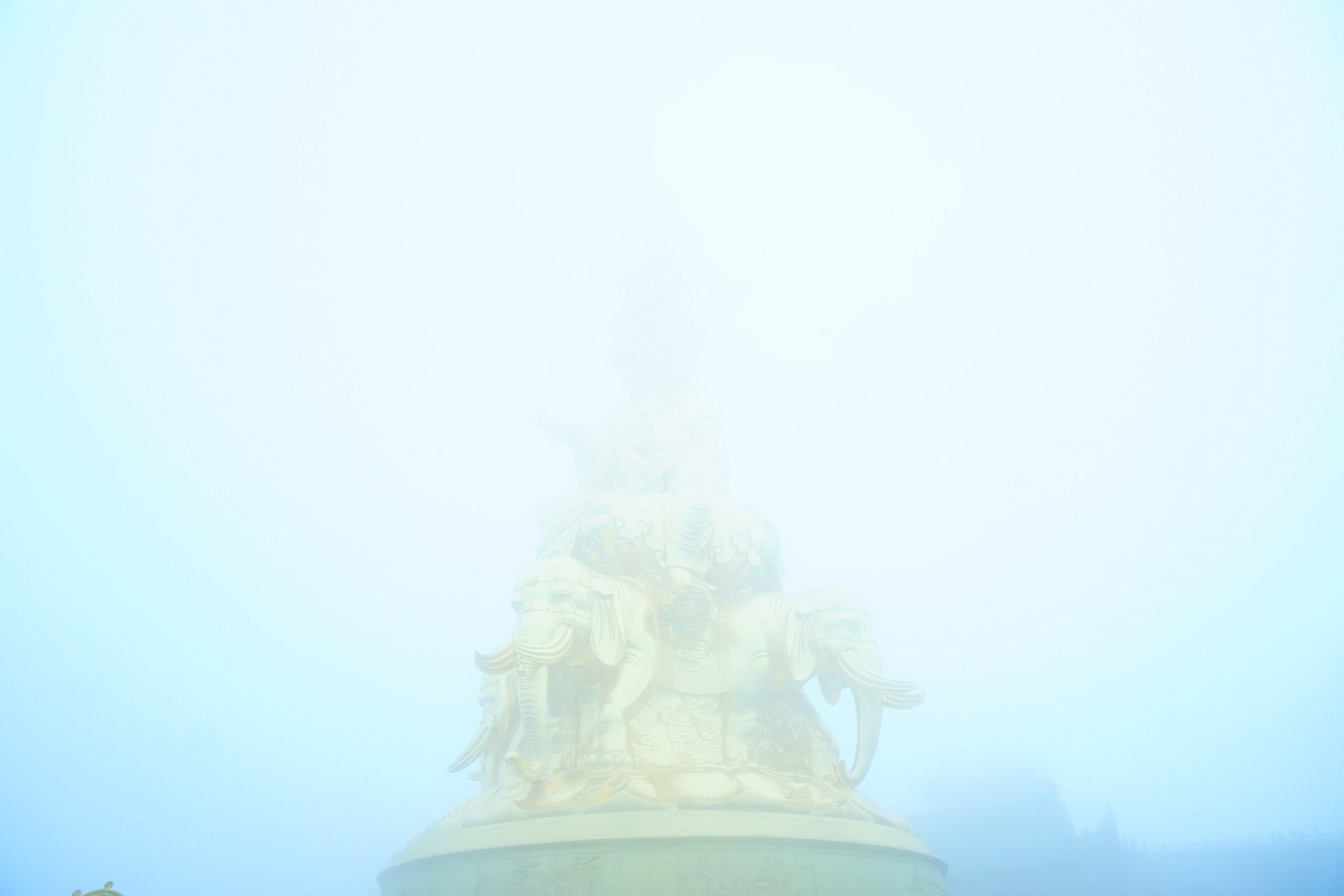 wKgEaVywfxiAdy9NAAHbl5QuL5k02.jpeg?imageView2%2F2%2Fw%2F600%2Fh%2F600%2Fq%2F90