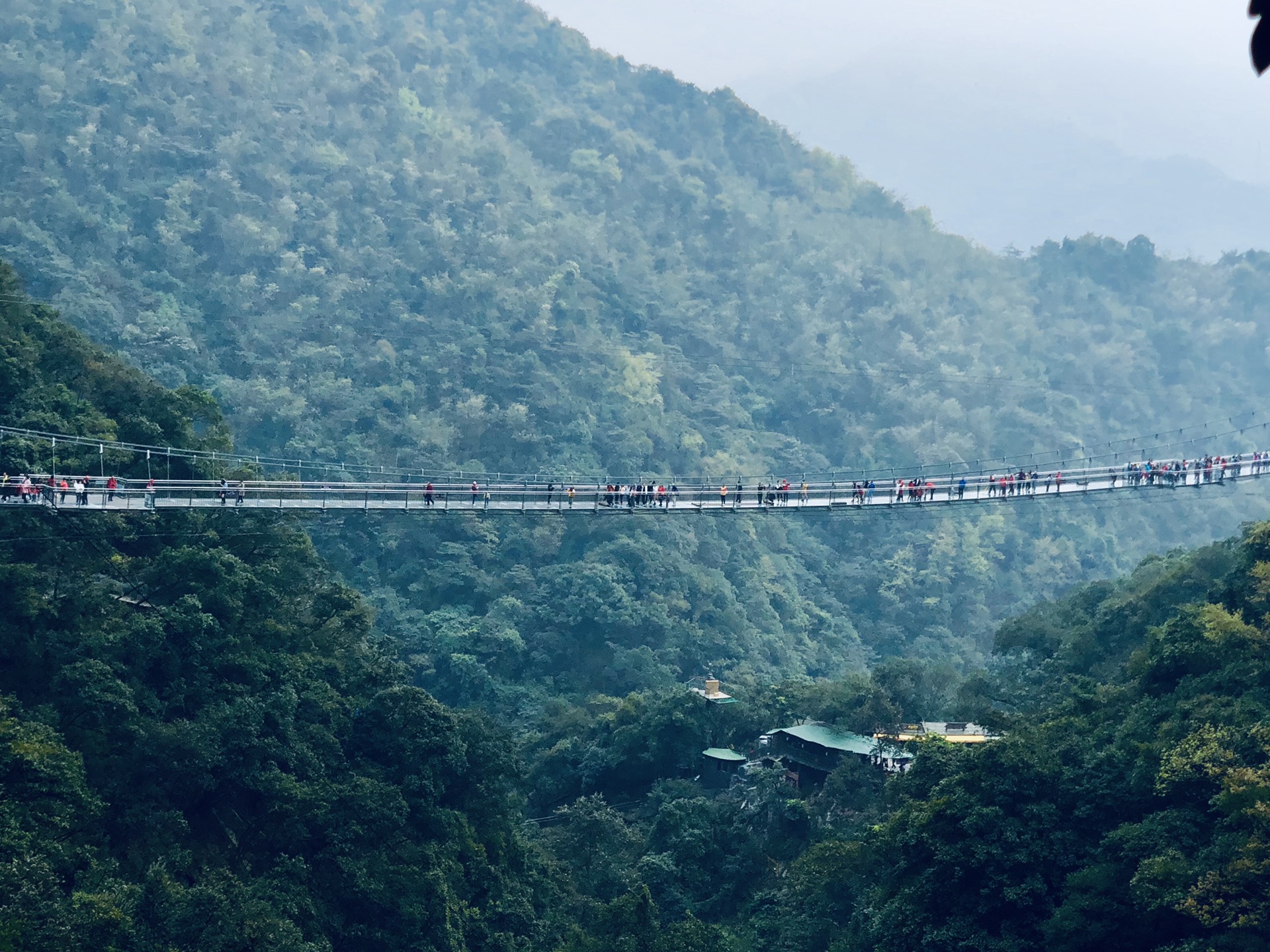 古龙峡玻璃大峡谷云天玻霸