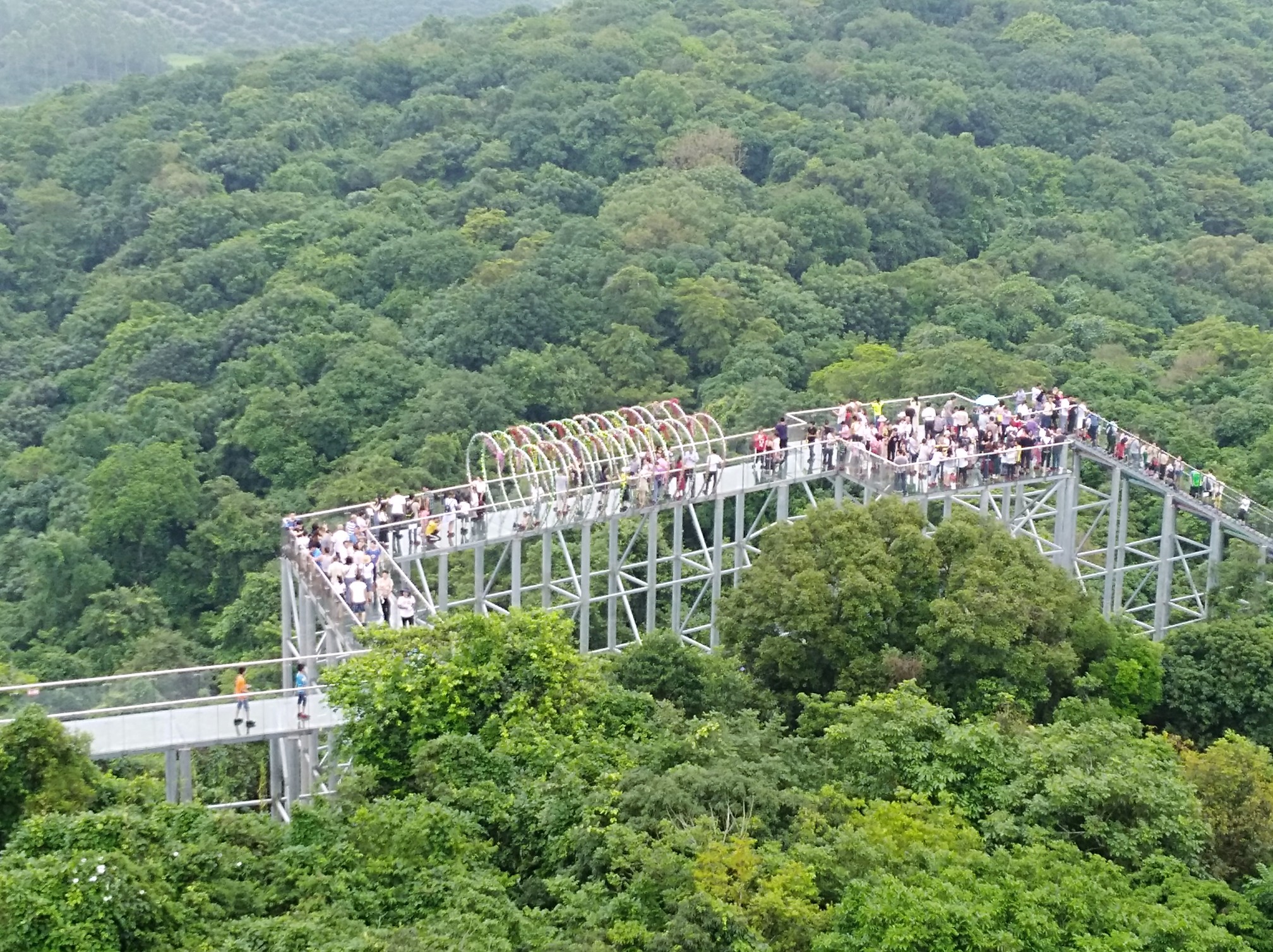 廉江谢鞋山半天游