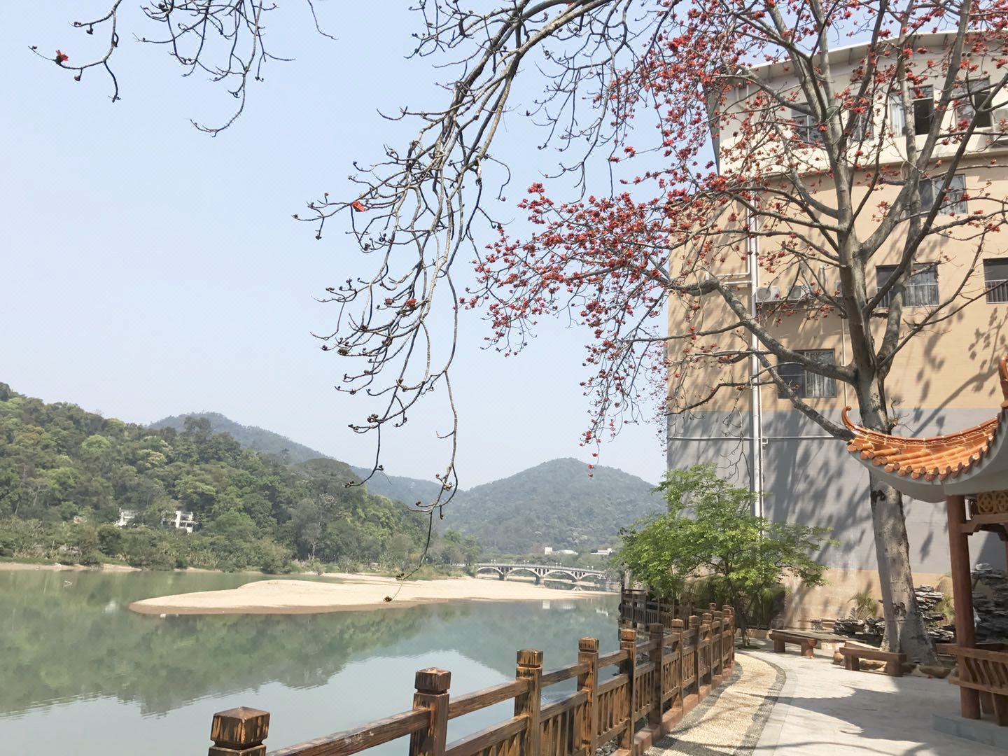 广州从化流溪河畔大酒店2天1晚套餐(住宿1晚 私家温泉