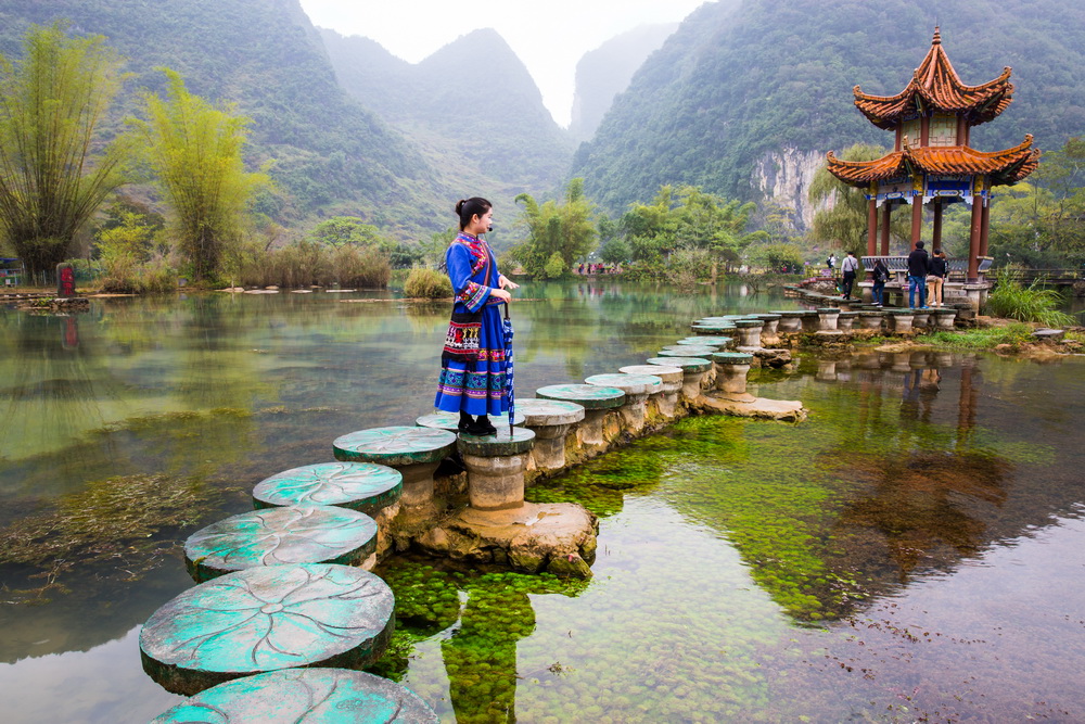 鹅泉风景区         