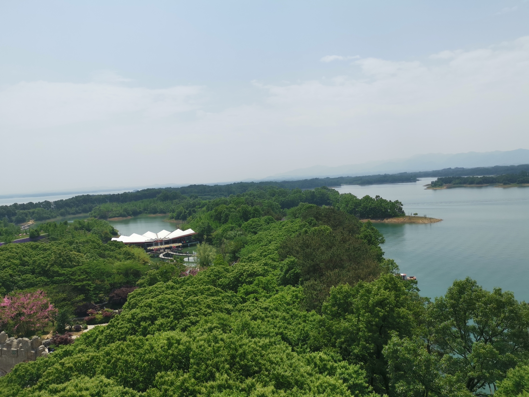 南湾湖风景旅游区-信阳南湾湖茶岛 