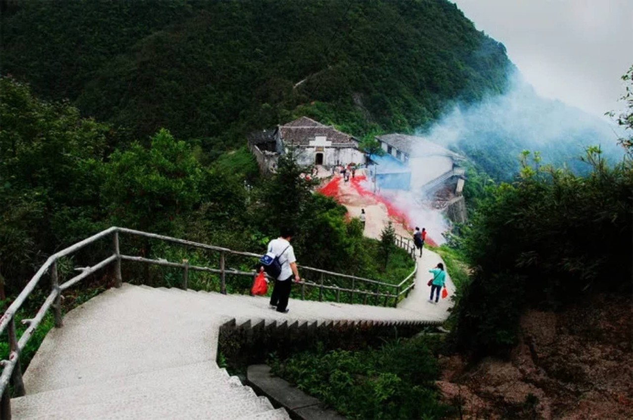 上饶铅山葛仙山风景区电子票