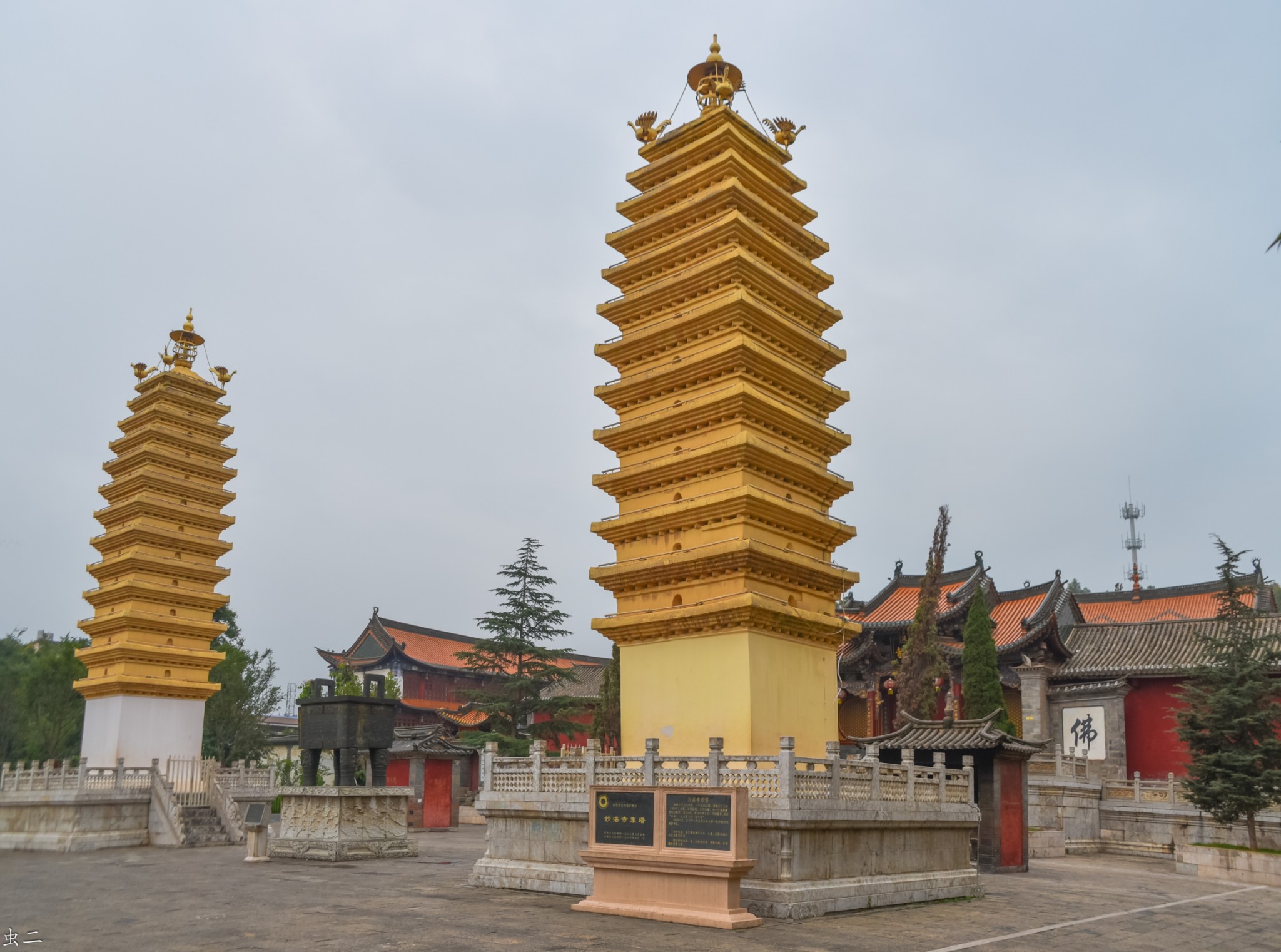 昆明官渡古镇 妙湛寺双塔 金刚塔 少林寺法定寺 土主庙 魁星阁(古塔