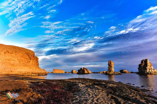 青海旅游格尔木一日游酒店接送察尔汗盐湖乌素特水上雅丹地质公园