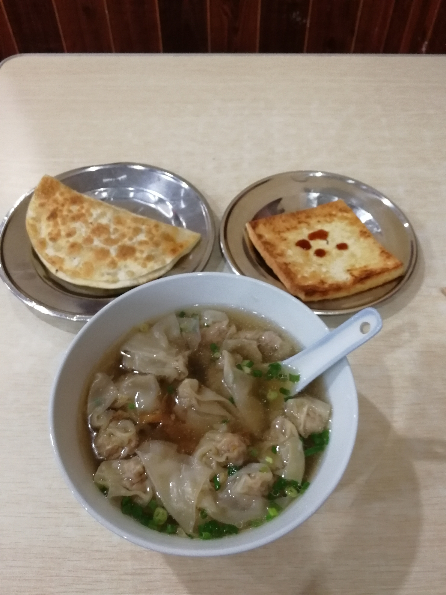 一场蓄谋已久的"匆动"横店之旅之美食篇