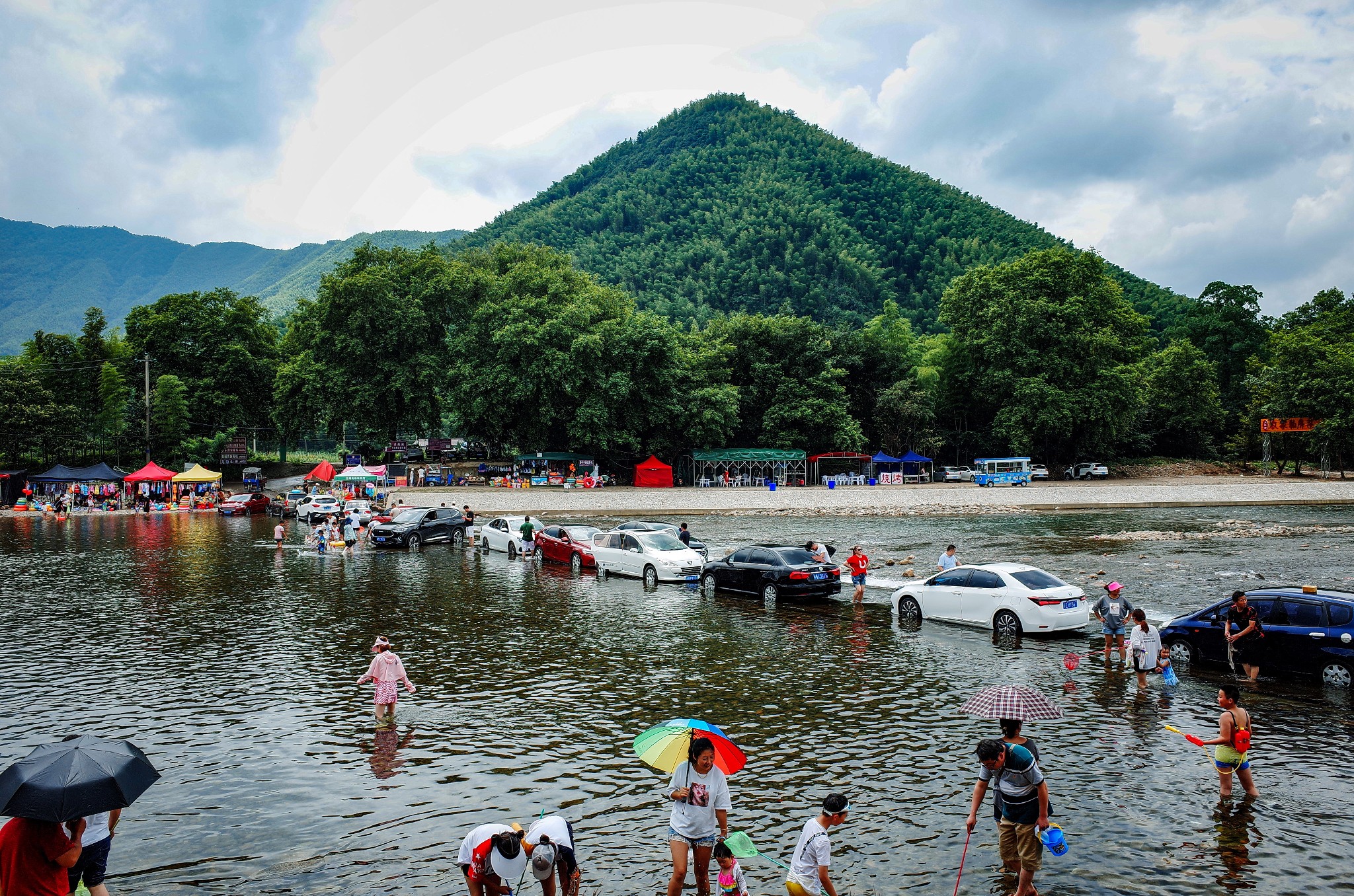 二,宣城-谢朓楼 三,蔡村镇皖南川藏线入口 四,月亮湾景区