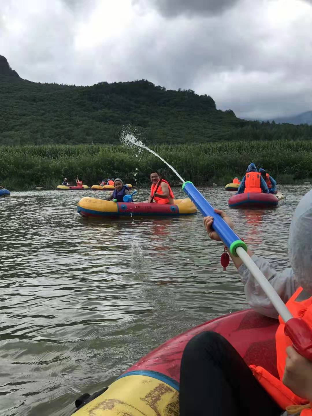 大雅河漂流