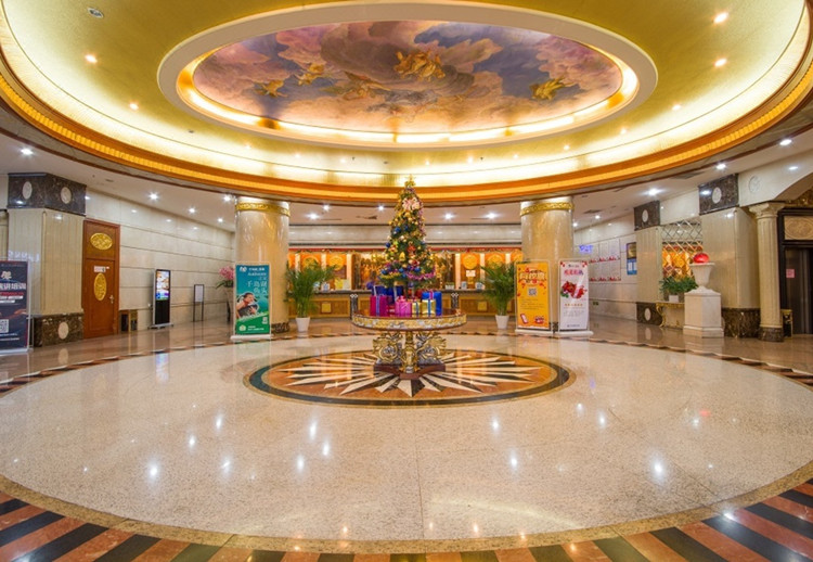 济南龙都国际大酒店套餐(含双人早餐 可选济南趵突泉