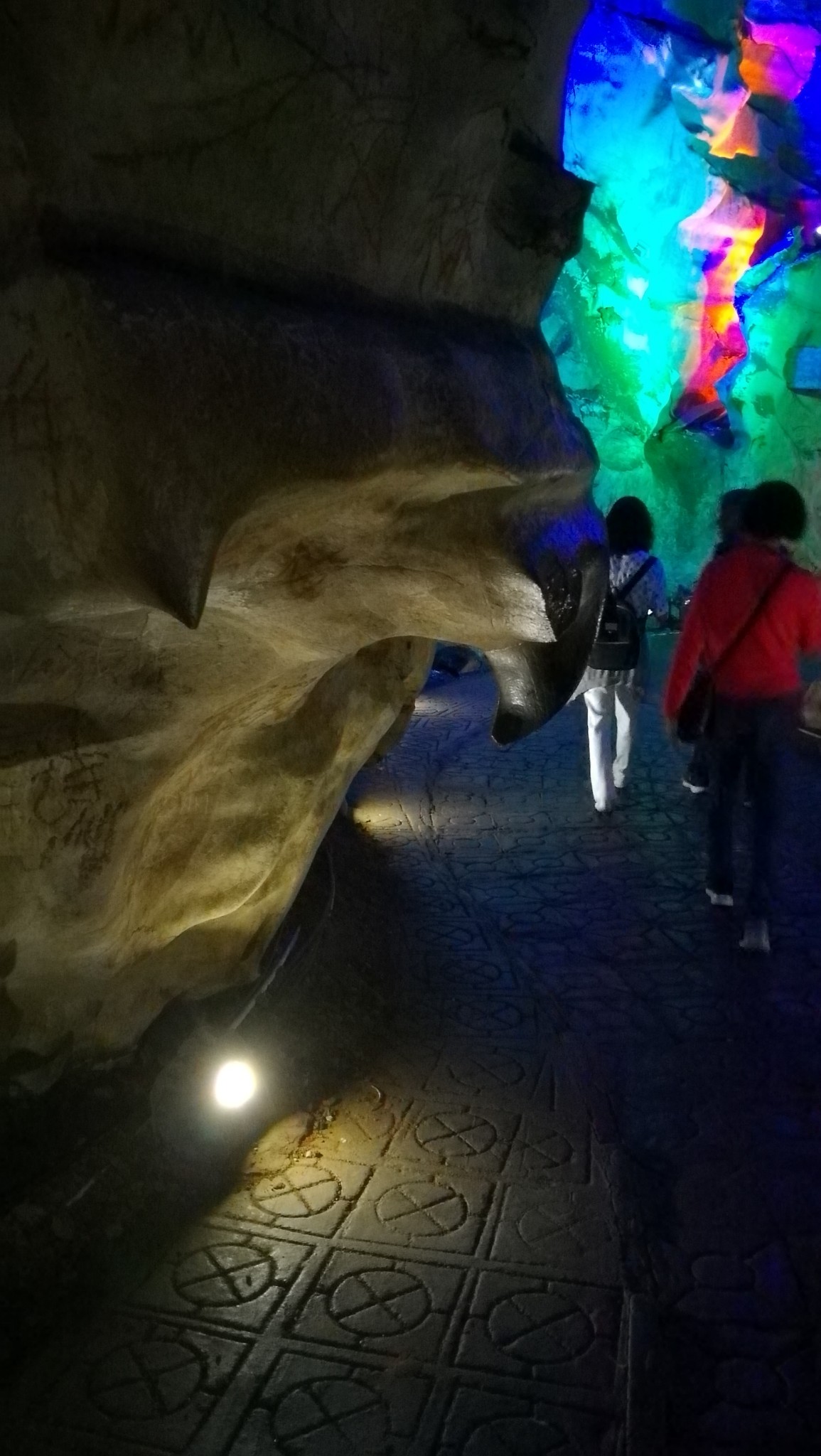 蓬莱仙洞旅游景区      