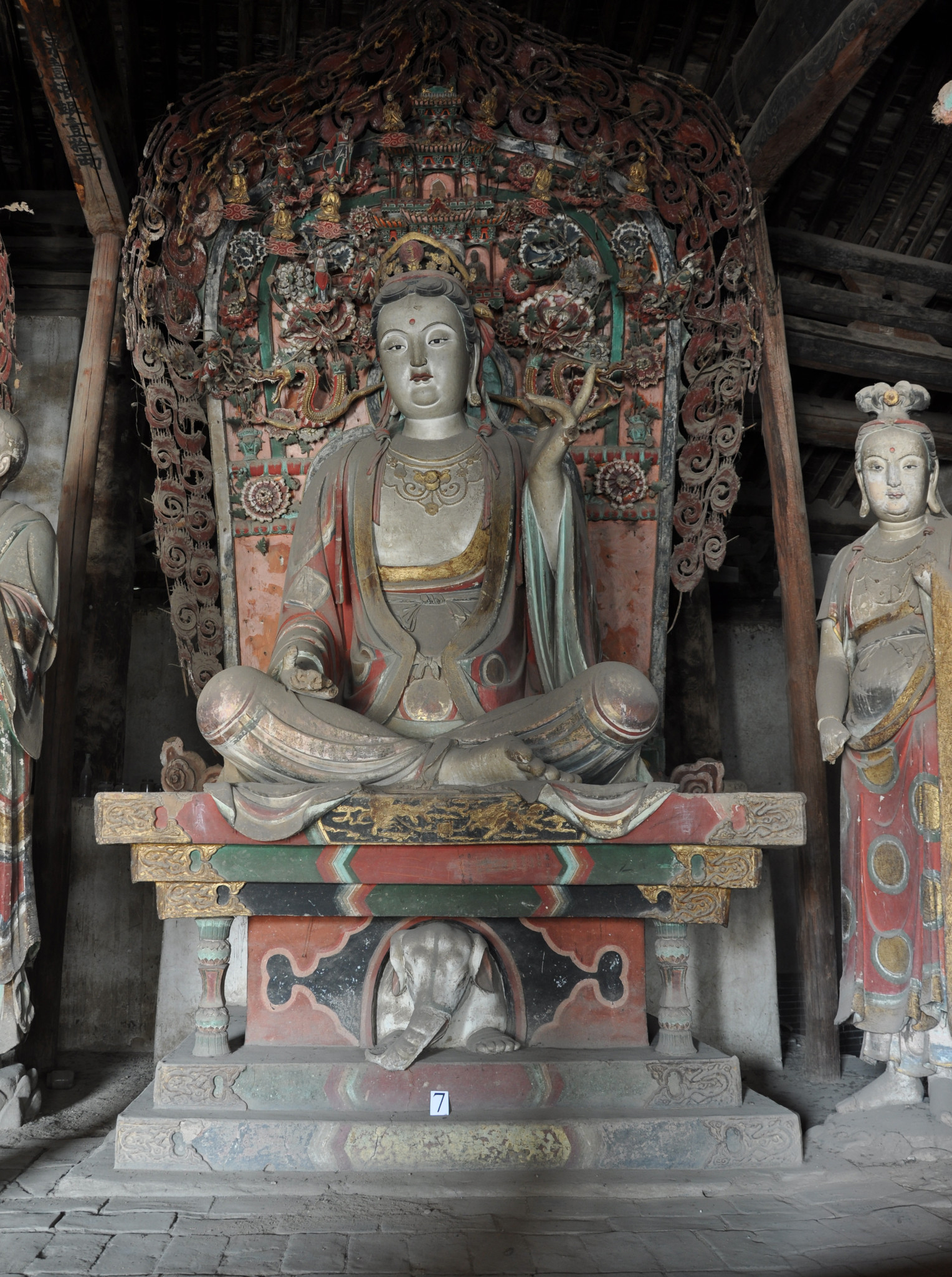 山西省旅游 定襄旅游攻略 五台山洪福寺-毗庐真境塑像群
