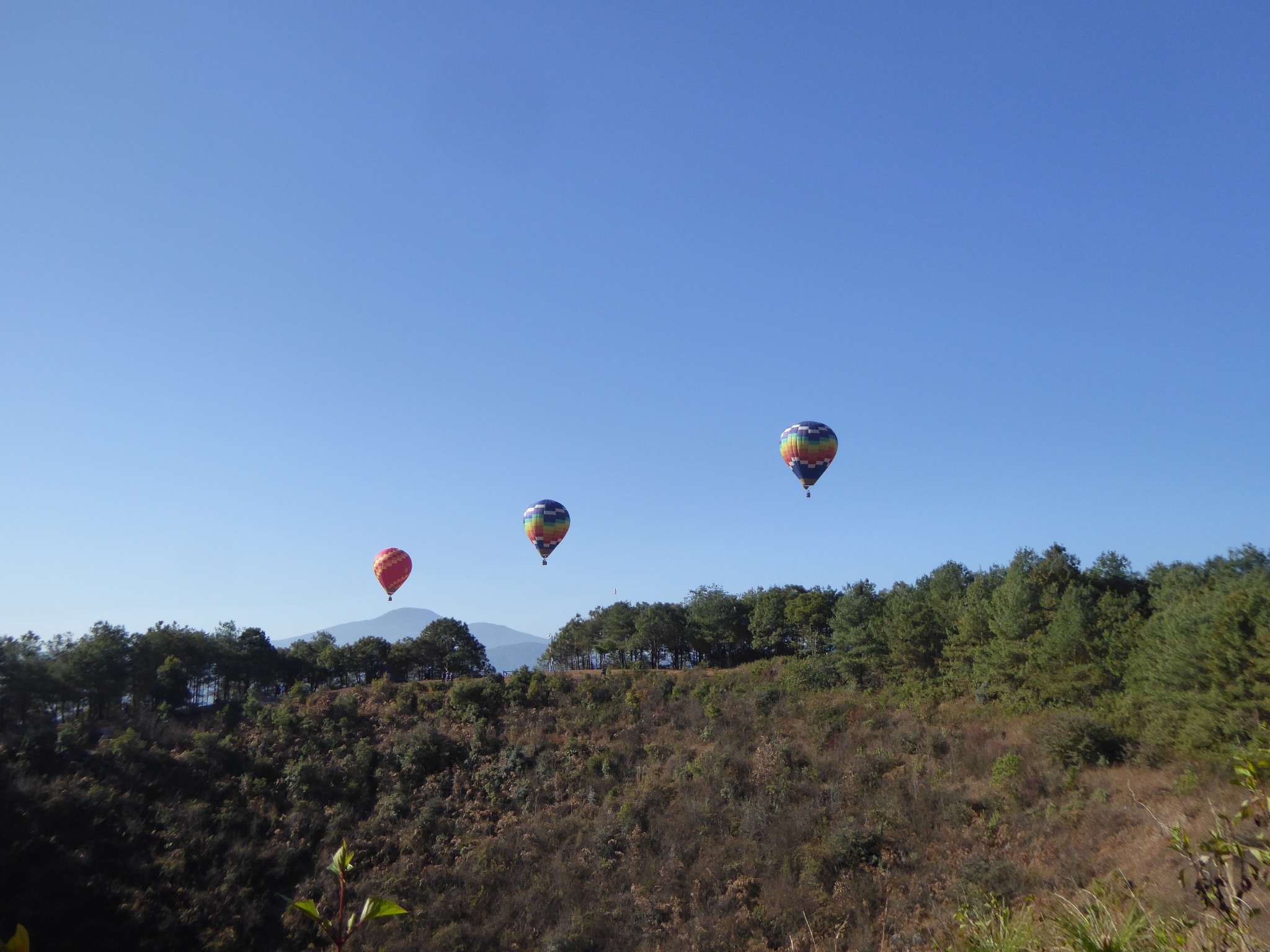 云南边陲风情游(二"好个腾越州,十山九无头—腾冲火山地质公园