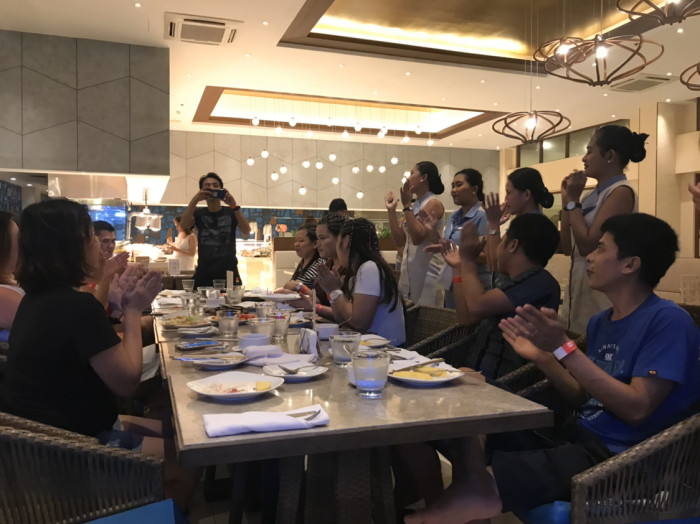 卡利波机场有换钱的地方吗?现在人民币跟美金