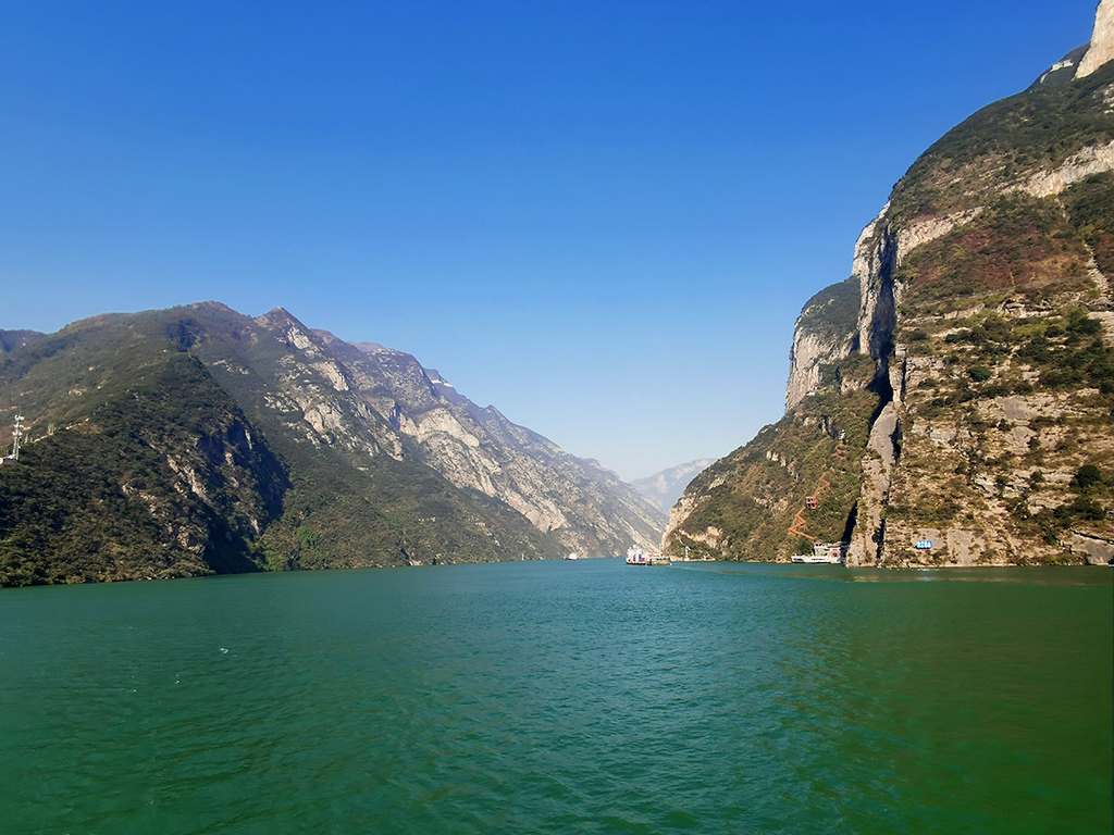 长江三峡游轮旅游【长江孚泰号】阳台标间 冷暖空调【丰都登船】重庆