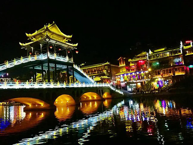 猛洞河漂流加芙蓉镇一日游(刺激漂流加美丽古镇的黄金