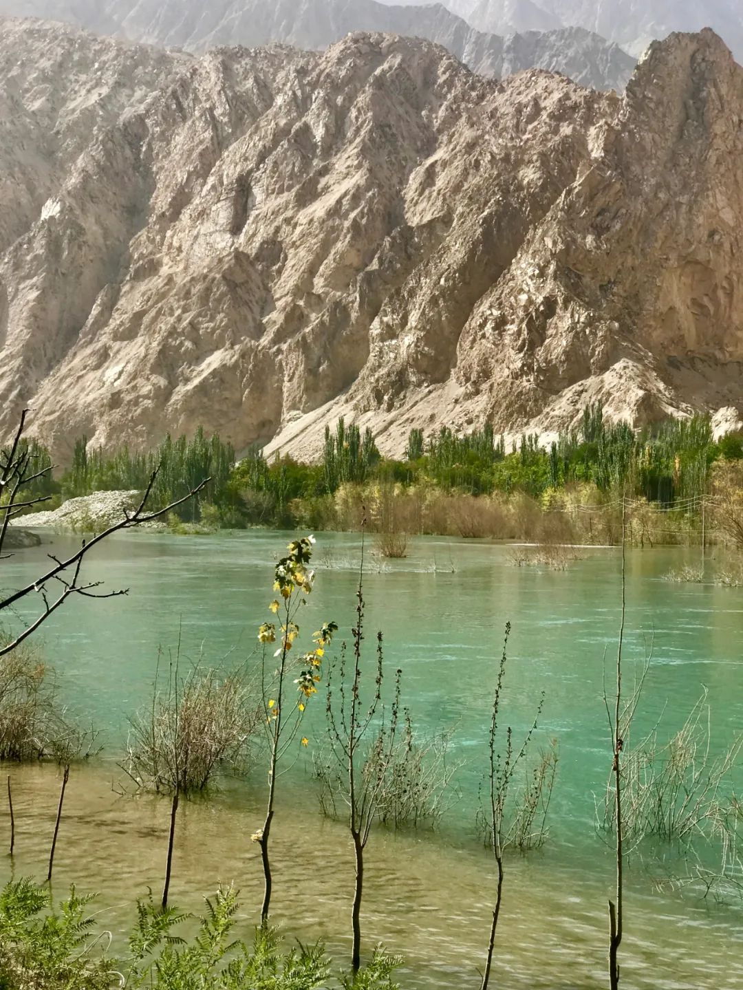 塔莎古道两旁的叶尔羌河谷风光,走马行疆旅行团