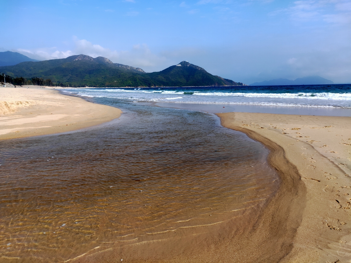 中国最美八大海滩之一,深圳西涌海滩.