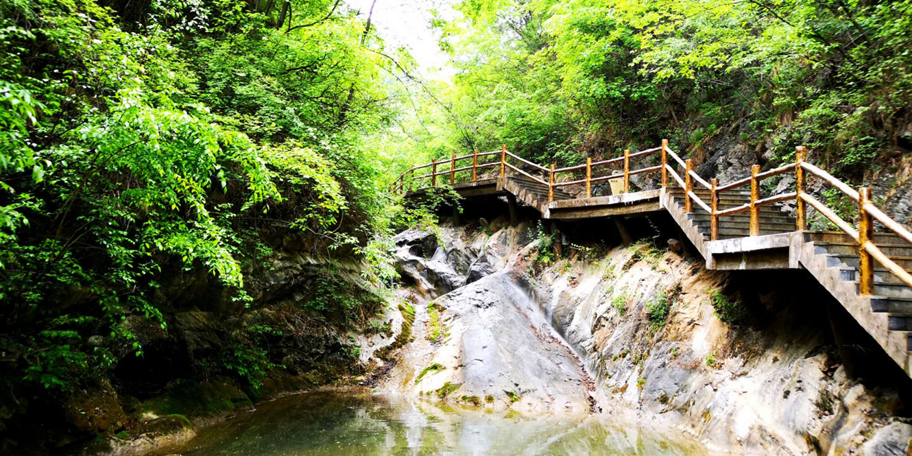 陕西 西安周边游 秦岭江山水帘洞 挑战高空玻璃桥一日游(秦岭山水风光