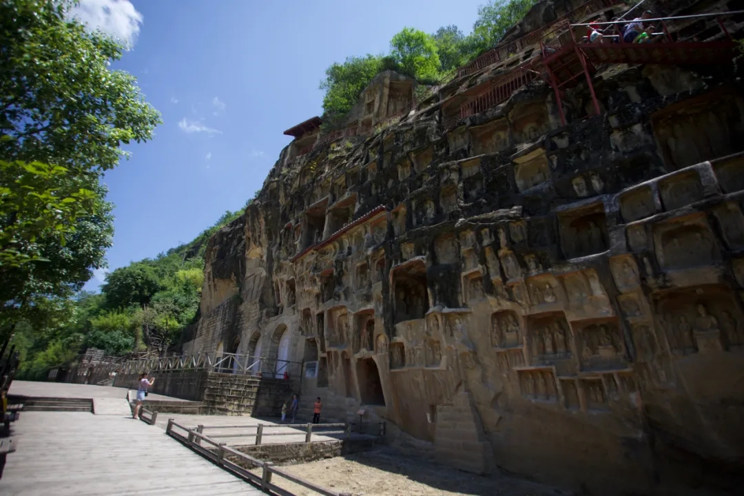 千佛崖风景区