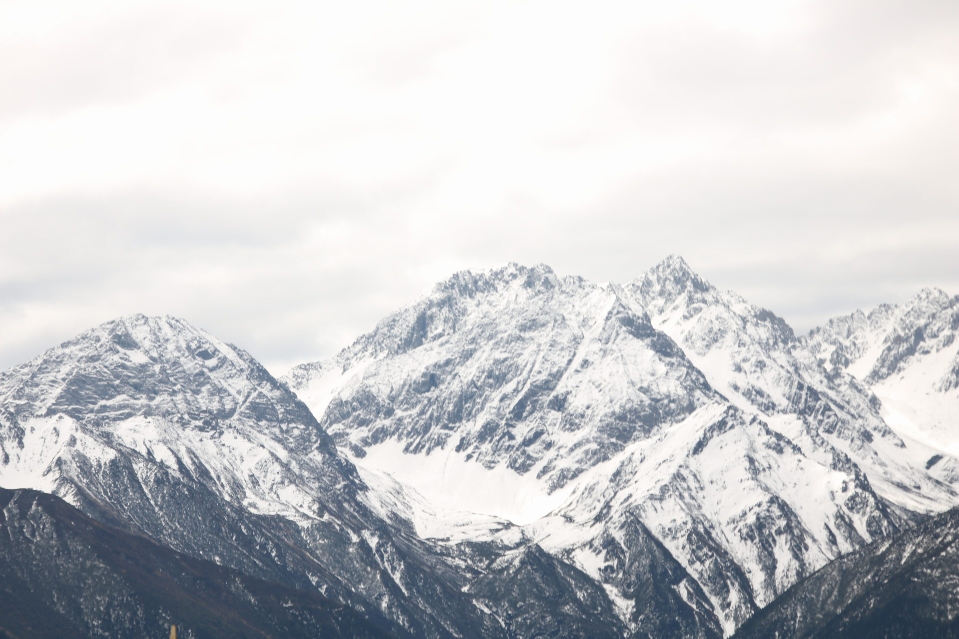 巴郎山大雪塘观景台