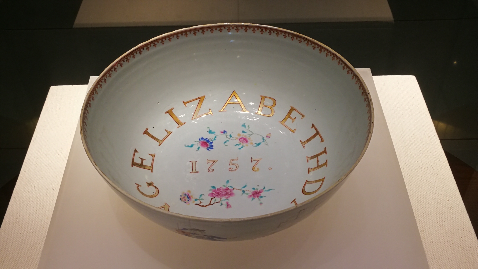2021年5月1213日下午去广州十三行博物馆看馆藏广绣精品展