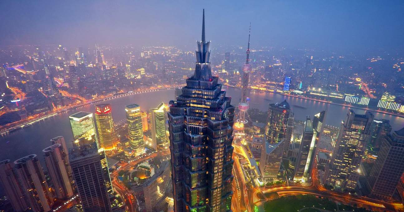 打卡上海著名地标之一,在88层楼上观赏极美的城市夜景
