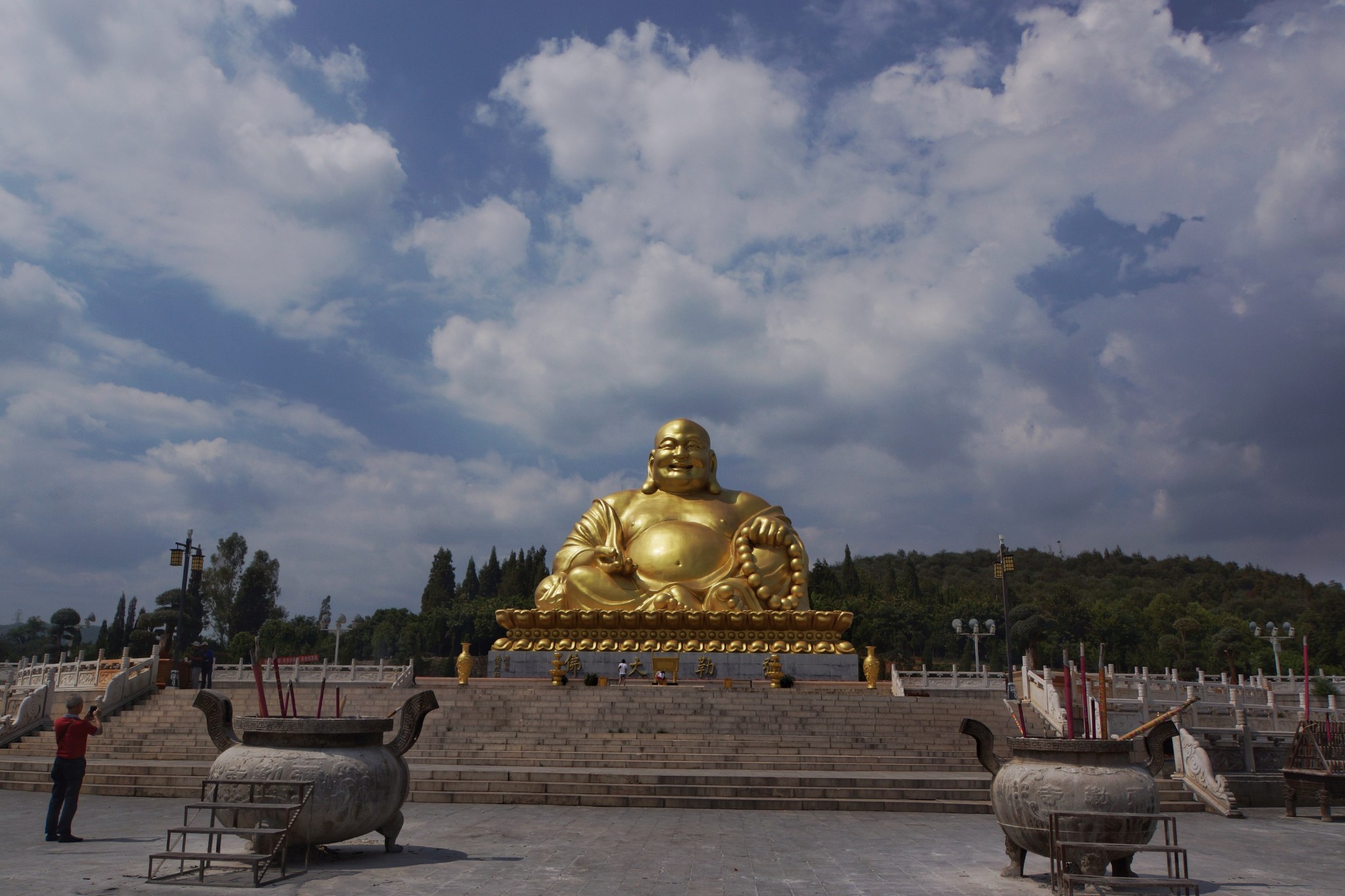 弥勒东方韵景区,巧夺天工