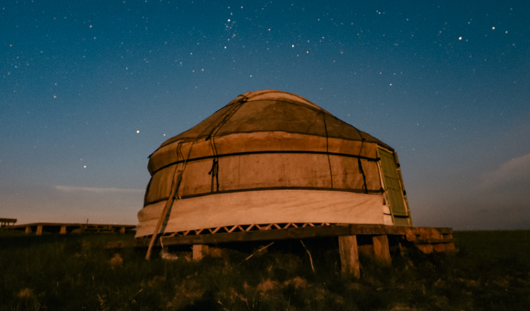 全景纯玩·住宿蒙古包看星空·驯鹿村·骑马体验·满洲里夜游·亲子