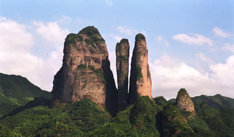 2人起订衢州旅游江郎山风景区廿八都古镇纯玩一日游