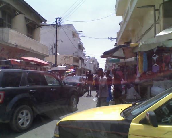 怎么卖东西在街上 wKgBpU58hvSARvC5AAIHPX8UZ1879.jpeg?imageView2%2F2%2Fw%2F600%2Fh%2F600%2Fq%2F90