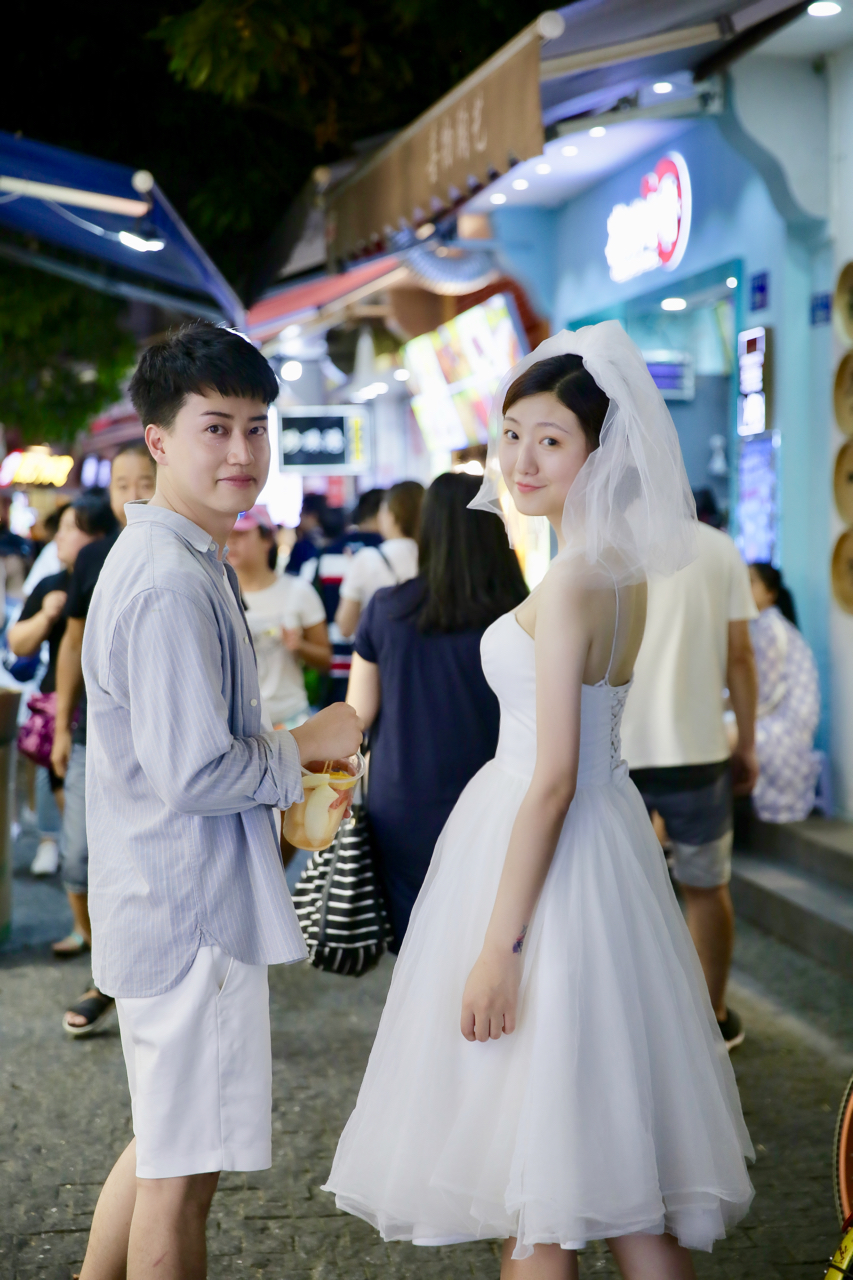 小吃街婚纱照_小吃街图片(3)