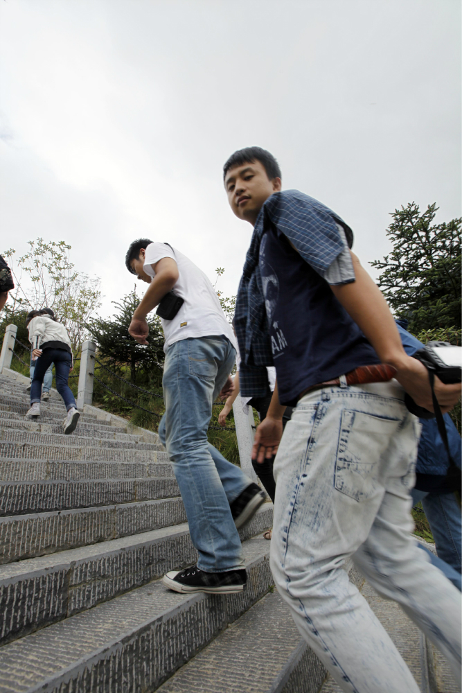 神农架有多少人口_神农架野人(2)