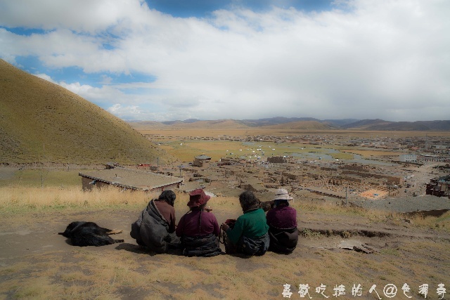 石渠县有多少人口_石渠县县城照片(2)