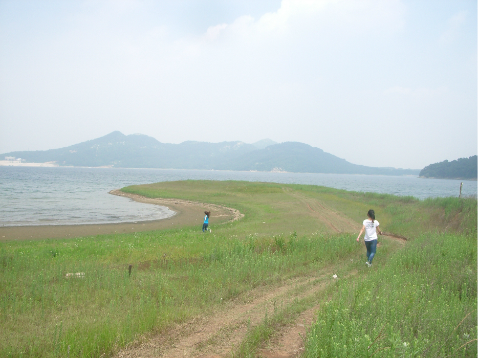 只是风景—确山县薄山湖