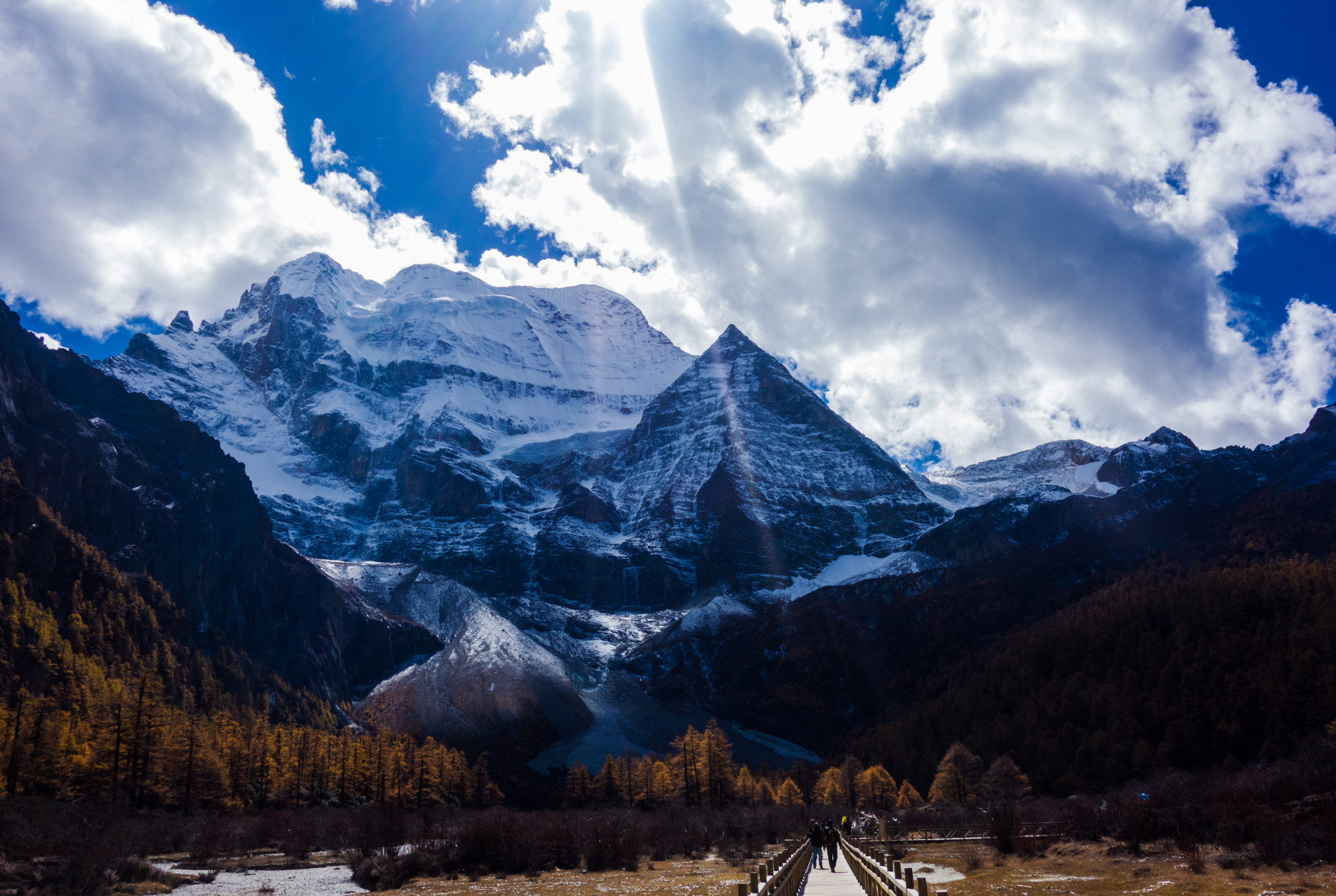 wKgB4lKEKpGALMd4AAub3IFu6O484.jpeg?imageView2%2F2%2Fw%2F600%2Fq%2F90%7CimageMogr2%2Fstrip%2Fquality%2F90