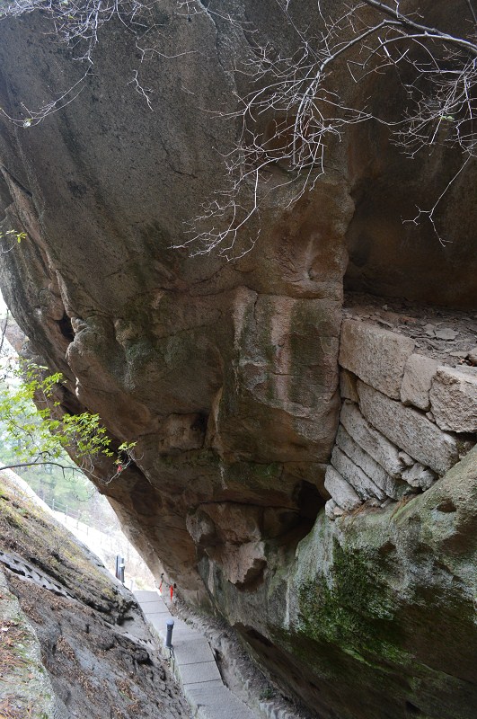 西峰人口多么_华山西峰