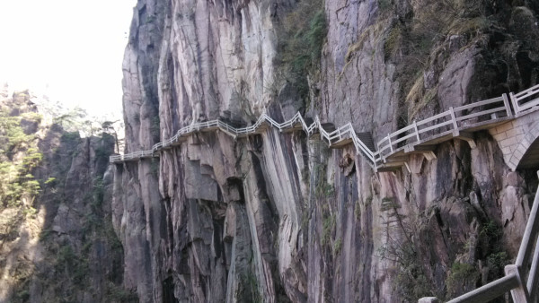 本人三次游黄山的经验总结(纯攻略),黄山自助游攻略