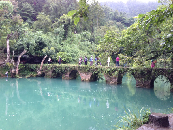 旅游攻略贵州荔波 wKgB4lJH4YaAaObkAAh_P4PKCVM64.jpeg?imageView2%2F2%2Fw%2F600%2Fq%2F90%7CimageMogr2%2Fstrip%2Fquality%2F90