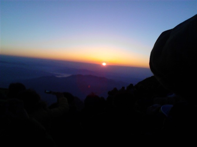 wKgB6lPI0t-Ac_koAABlcZ0kqfI48.jpeg?imageView2%2F2%2Fw%2F600%2Fq%2F50