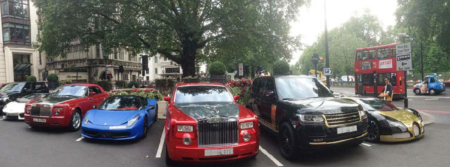 中东富豪涌入伦敦避暑 顶级豪车五星酒店门口扎堆 