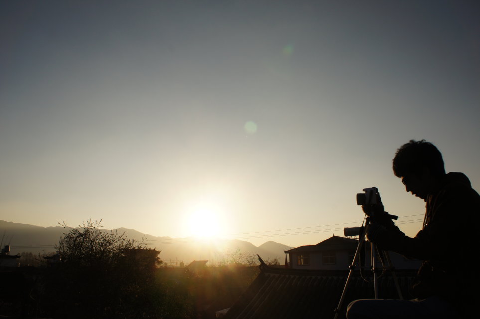 夕阳顶上简谱_一抹夕阳简谱(2)