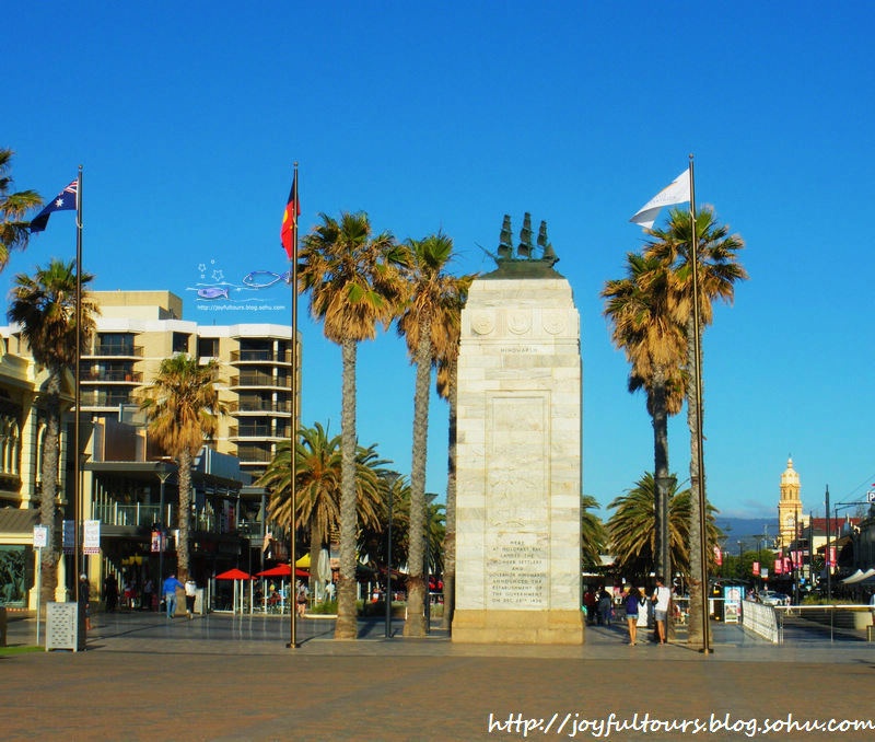 连接繁华都市和广阔大海的Glenelg栈桥路_游记