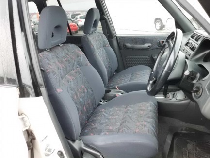 东非乌干达 恩德培国际机场到坎帕拉市区接送