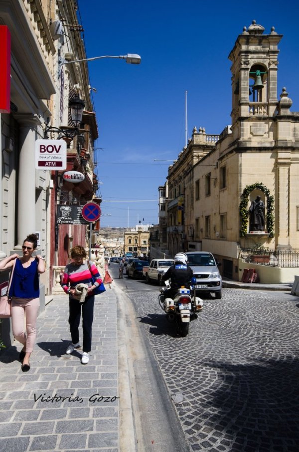 在天空之城,西西里和马耳他的七天,马耳他自助