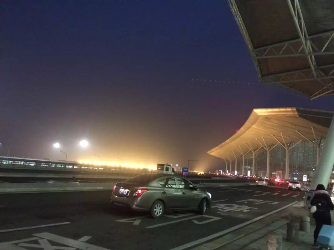天津滨海国际机场      