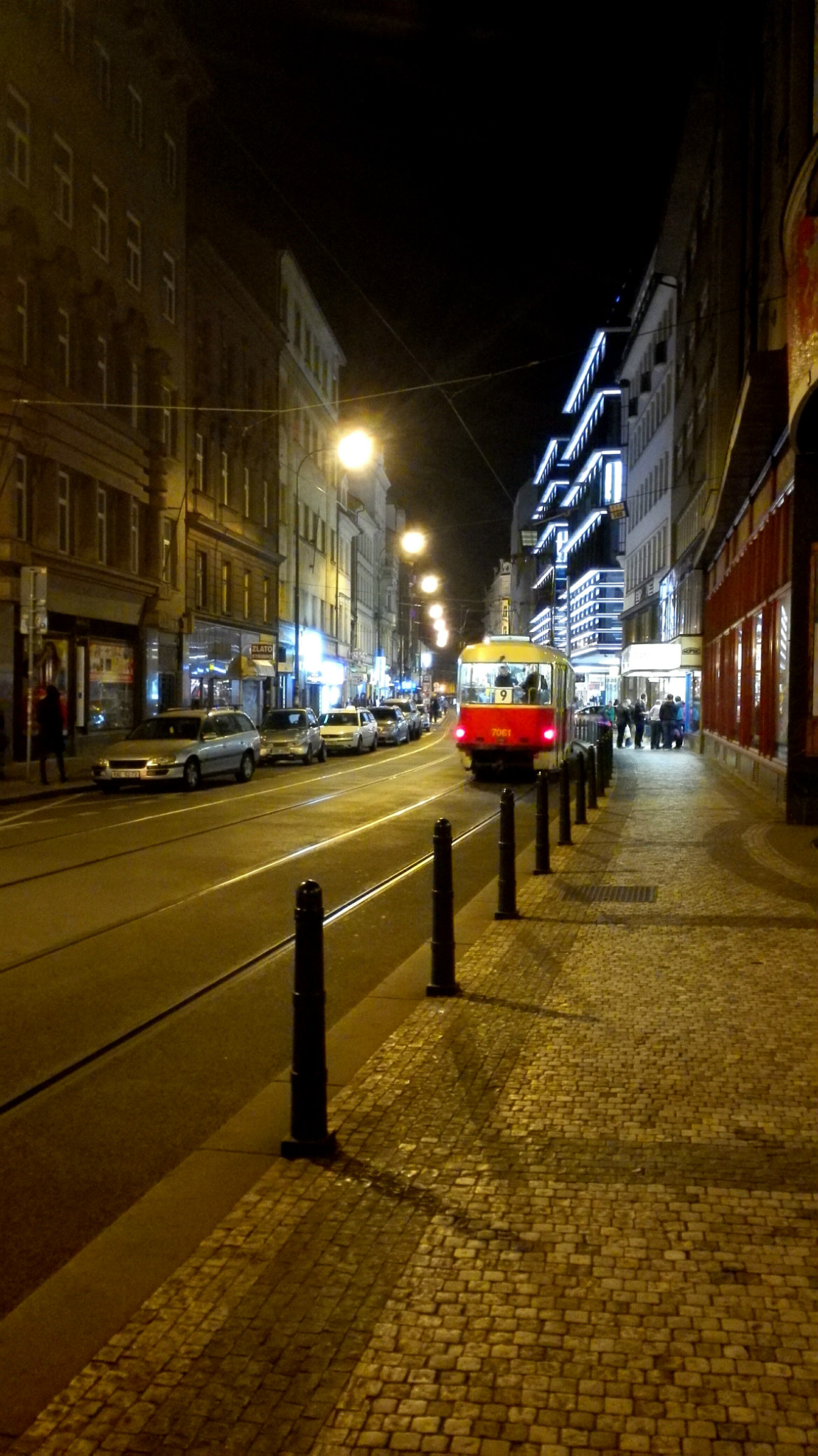 欧洲旅游攻略 秋天的童话——捷奥自驾之旅           夜晚的布拉格并