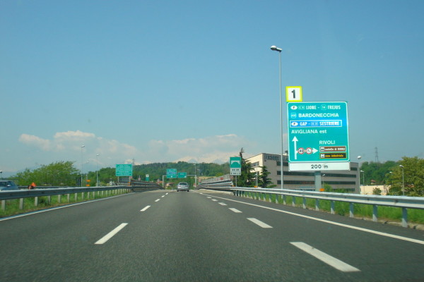 接上期,马德里米兰单车自驾游,再到威尼斯!