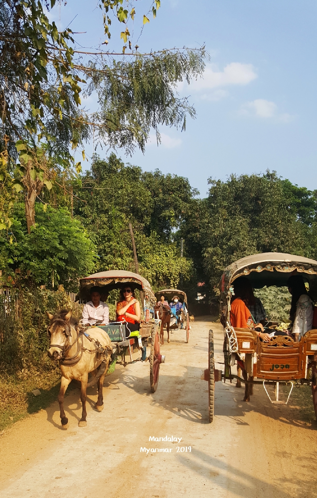 缅甸仰光2019GDP_缅甸仰光女(3)